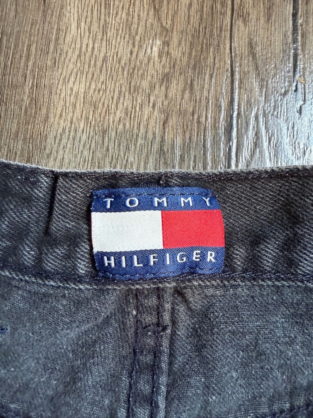 Tommy Hilfiger Vintage Black High-Waist Denim Shorts - Picture 3 of 8